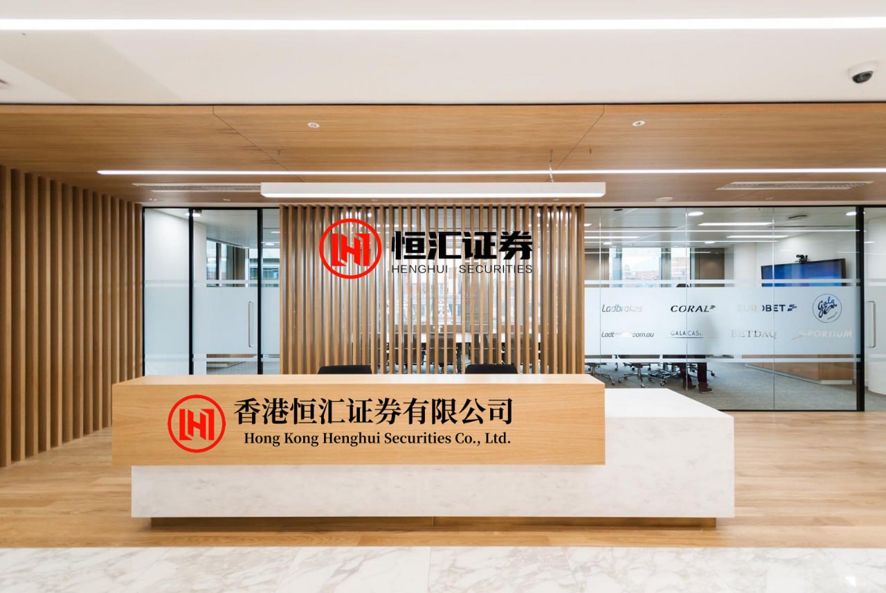股民钱包 国际油价显著回落 金价小幅上行